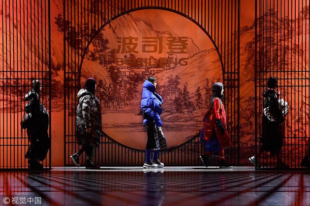 纽约时装周大放异彩 波司登背后的信息化建设