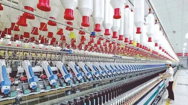 自动化生产、智能化管理助力玉林打造纺织服装千亿产业集群
