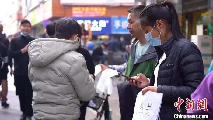 服装公司已经用上数字化、智能化的服装生产管理系统。